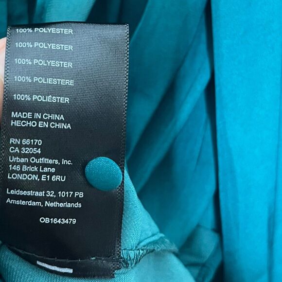 Welcome to my closet! - Picture 13 of 13